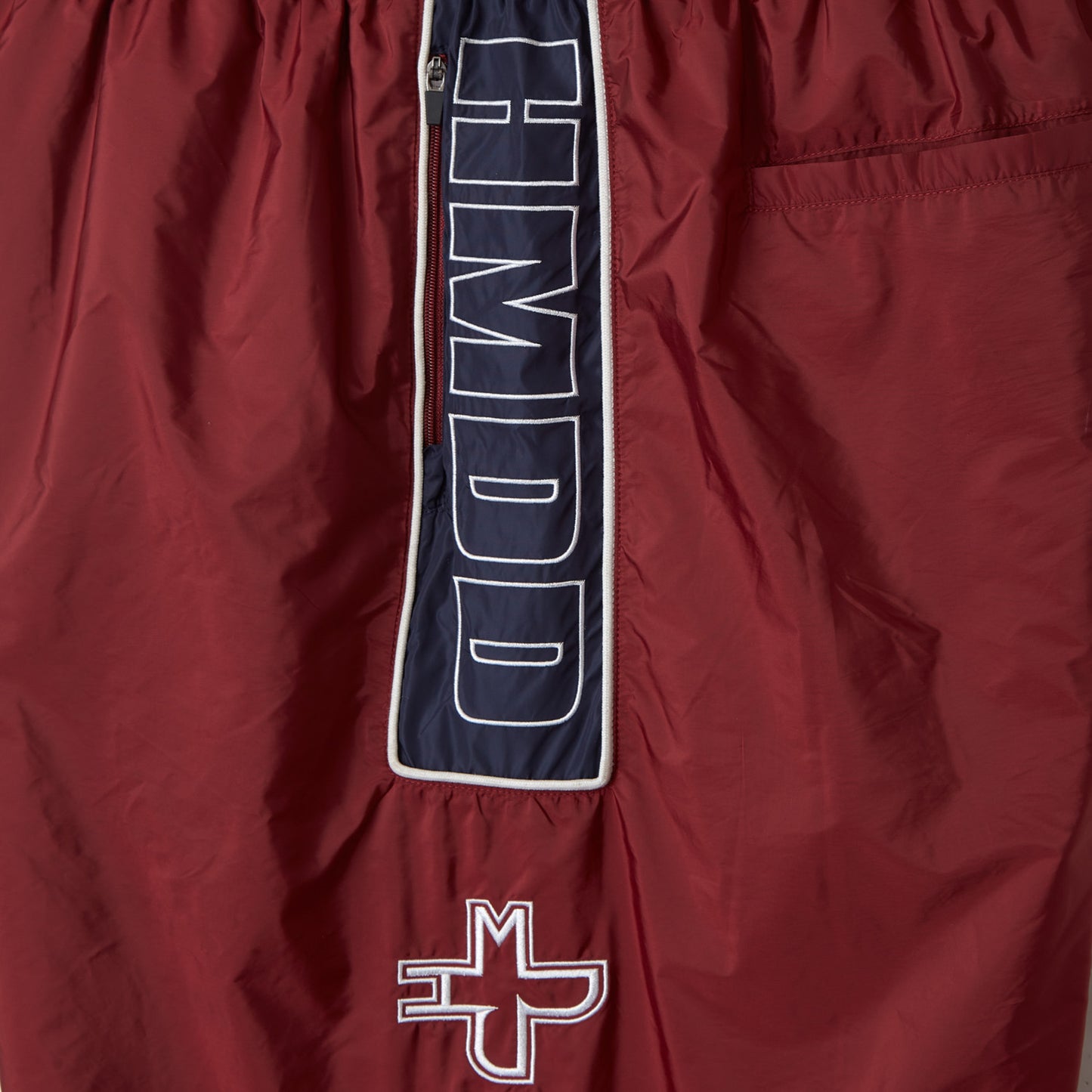 HMDD® NYLON HOLY SHORTS (BURGUNDY)